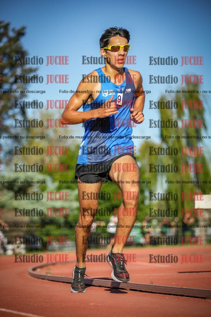 Fotos de los 3000 m llanos de varones