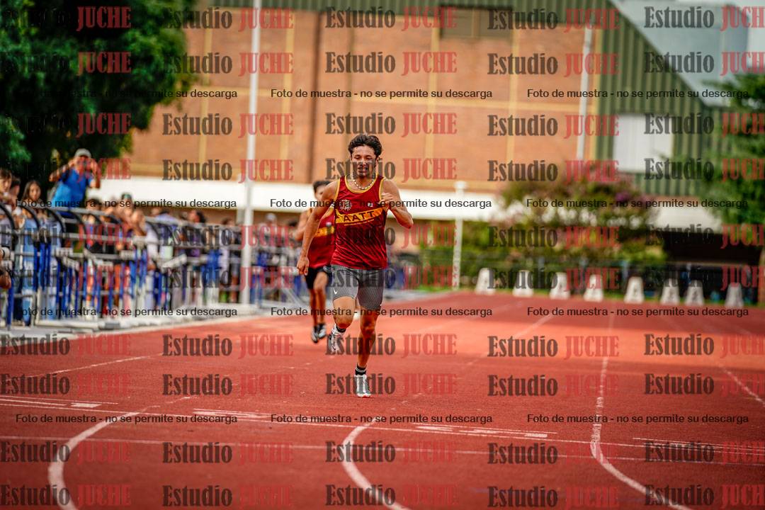 Fotos de los 400 m llanos de varones