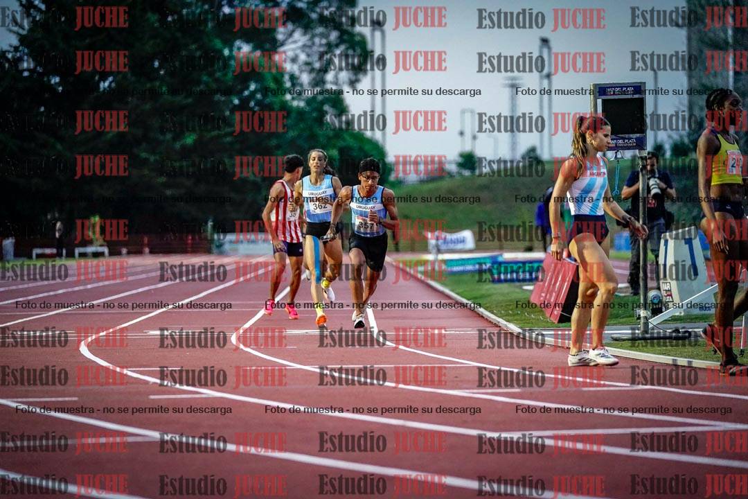 Fotos de los relevos 4x400 m mixtos