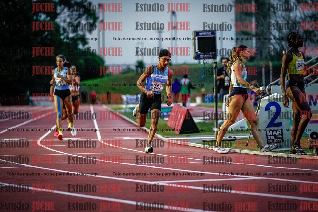 Fotos de los relevos 4x400 m mixtos