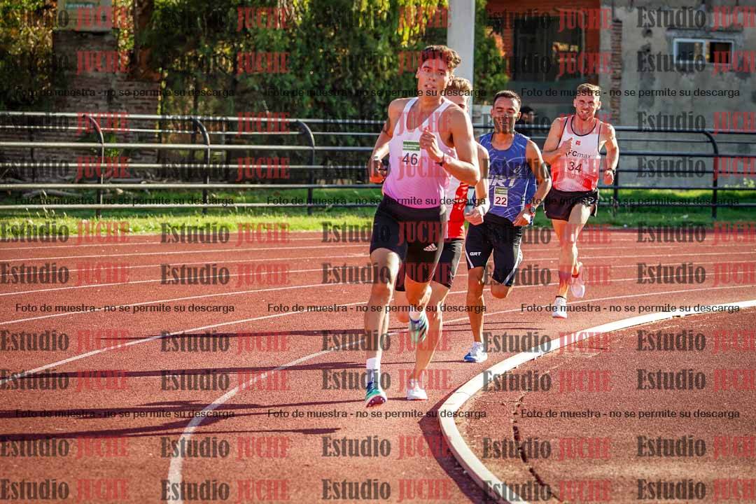 Fotos de los 3000 m llanos de varones