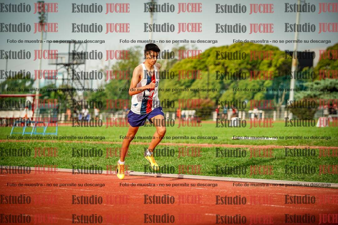 Fotos de los 400 m llanos de varones