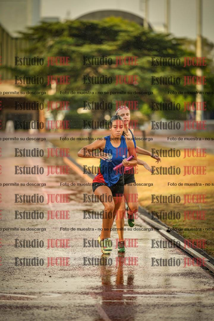 Fotos de las Postas 4x400 m de mujeres