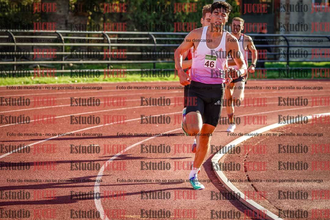 Fotos de los 3000 m llanos de varones