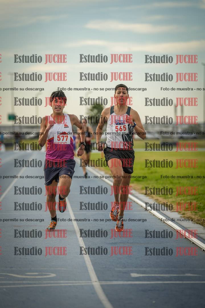 Fotos de los 1500 m llanos de varones
