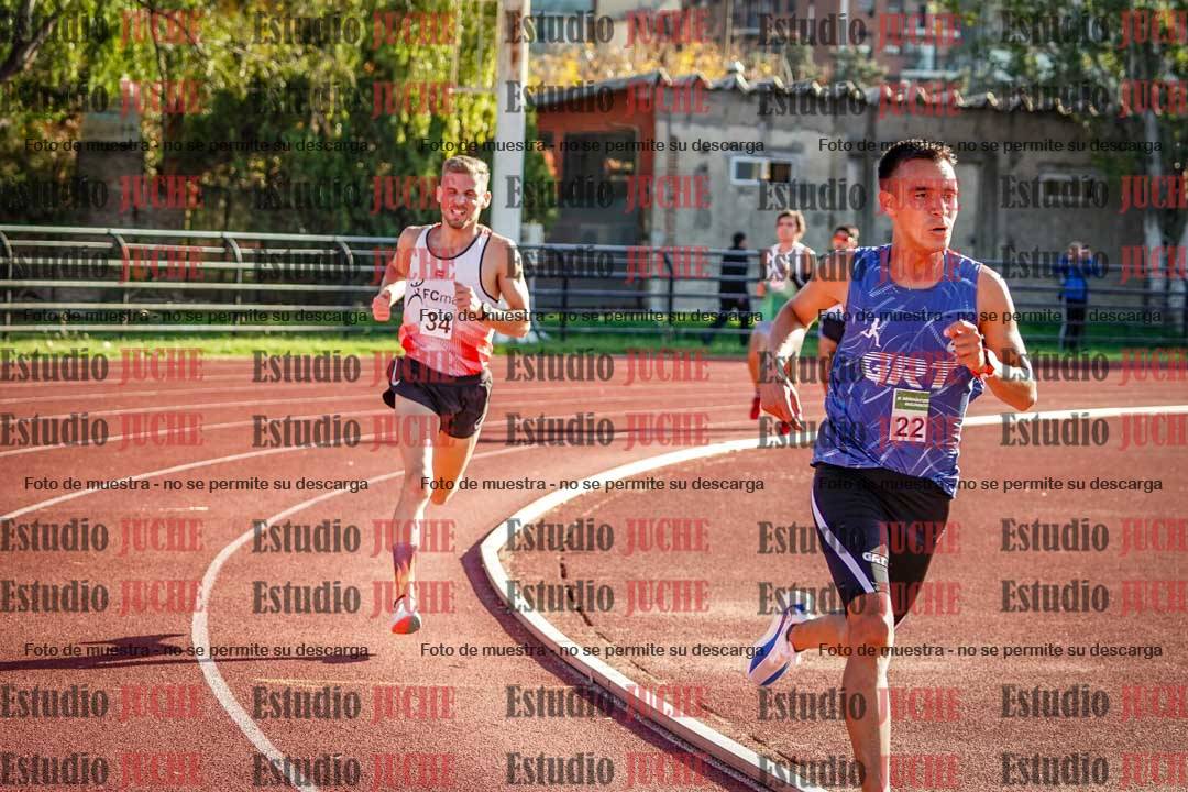 Fotos de los 3000 m llanos de varones