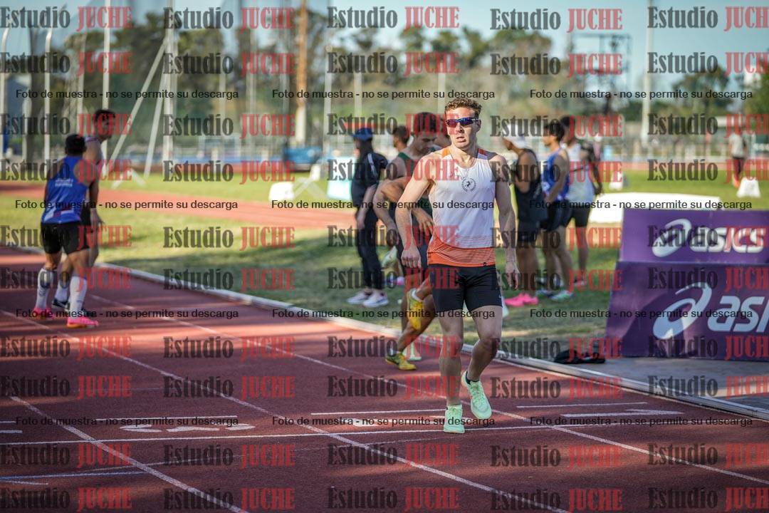 Fotos de las Postas 4x400 m de varones