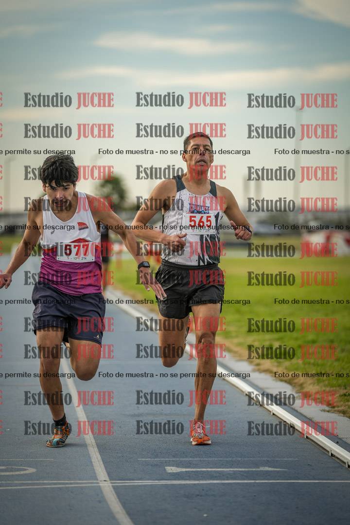 Fotos de los 1500 m llanos de varones