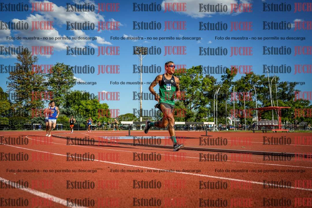 Fotos de los 3000 m llanos de varones