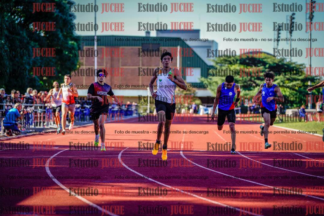 Fotos de los 400 m de varones