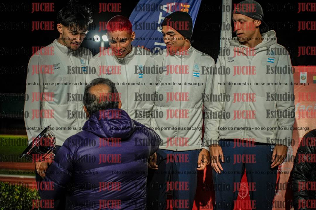 Fotos de algunos extras y podios del día 3