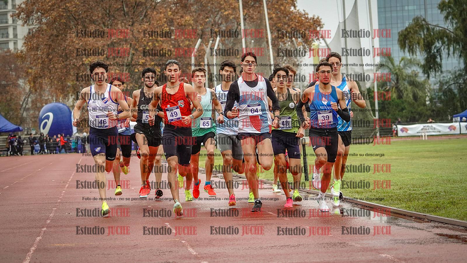 Fotos de los 1500 m llanos de varones