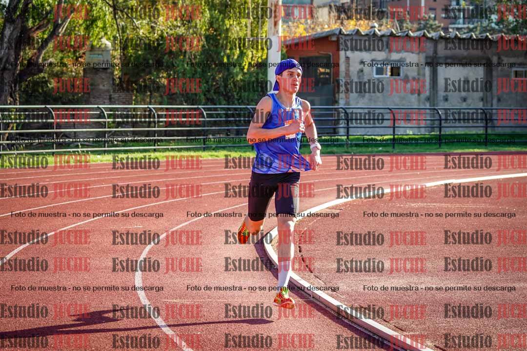 Fotos de los 3000 m llanos de varones