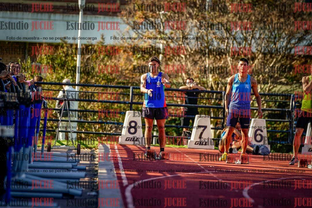 Fotos de los 100 m llanos de varones - FINAL