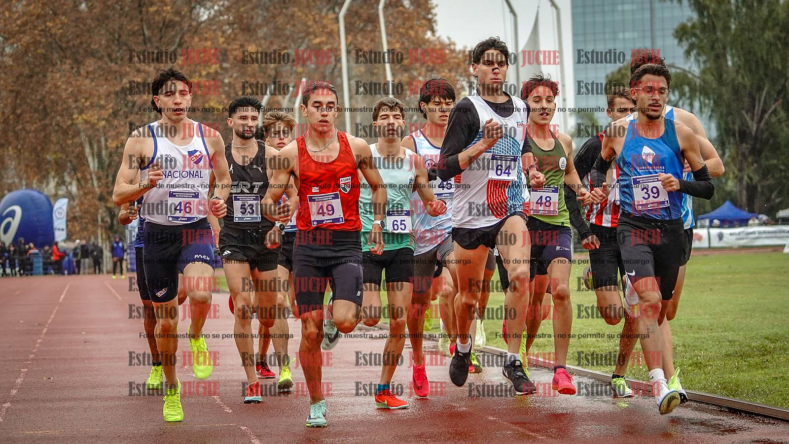 Fotos de los 1500 m llanos de varones