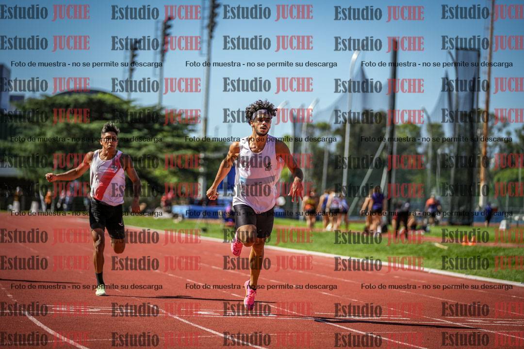 Fotos de los 400 m llanos de varones