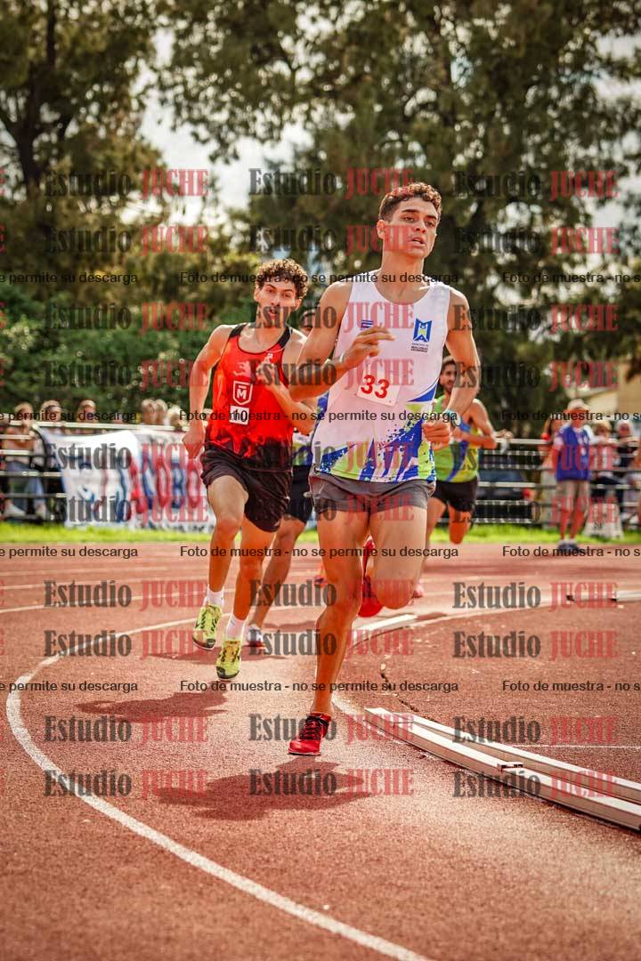 Fotos de los 800 m llanos de varones