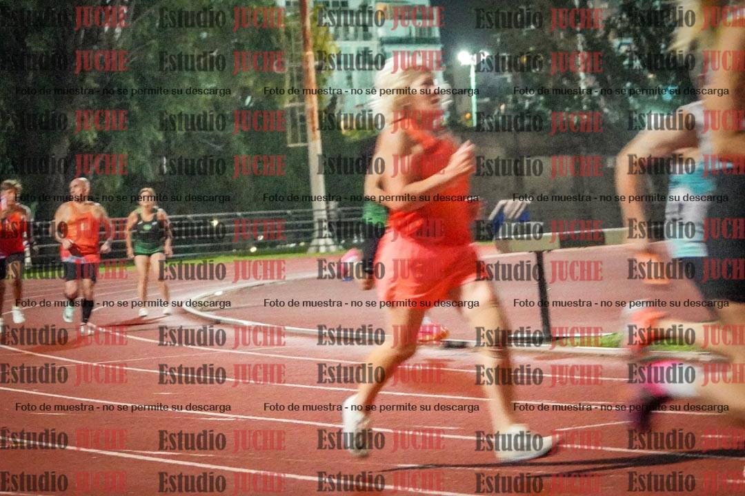 Fotos de las postas 4x100 m mixtas