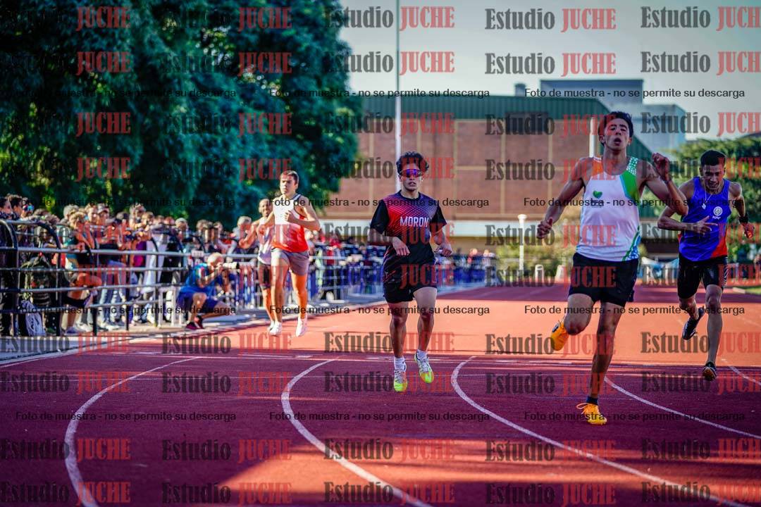 Fotos de los 400 m de varones