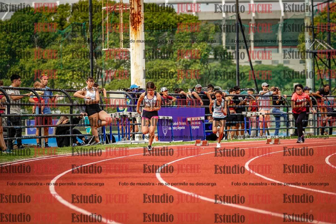 Fotos de los 150 m de mujeres