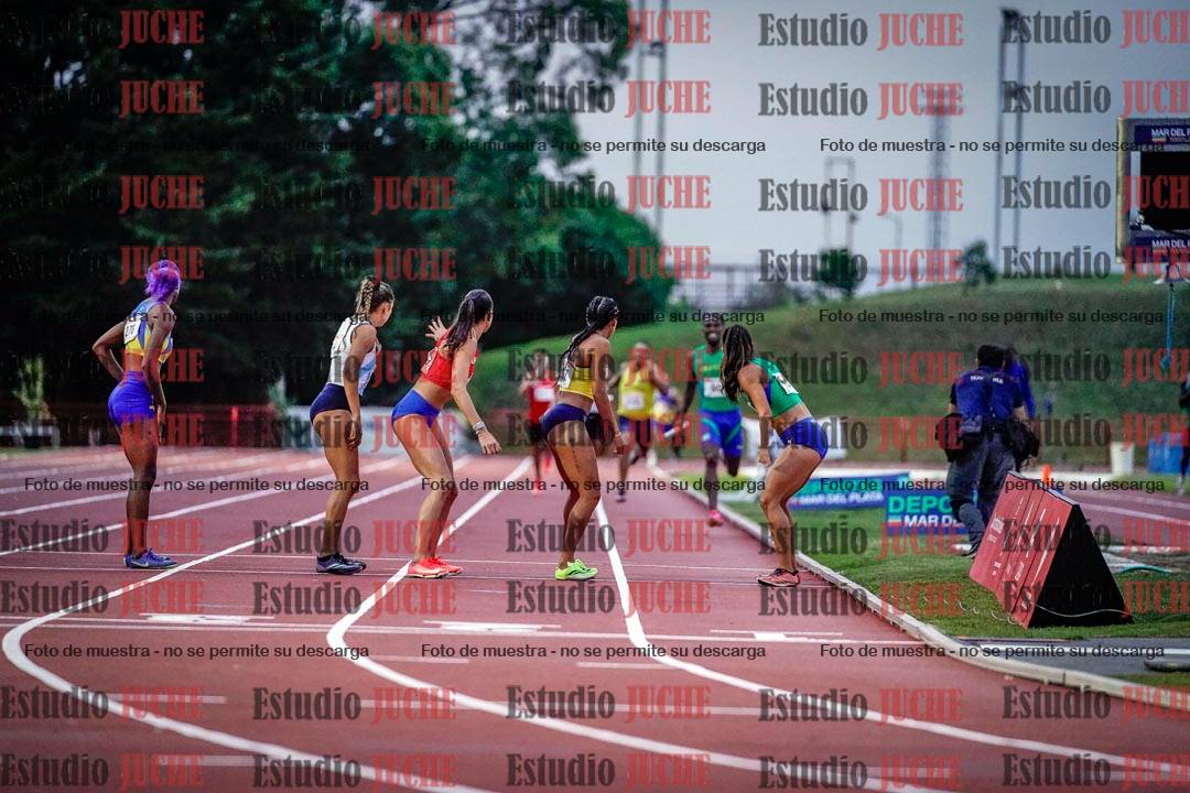 Fotos de los relevos 4x400 m mixtos