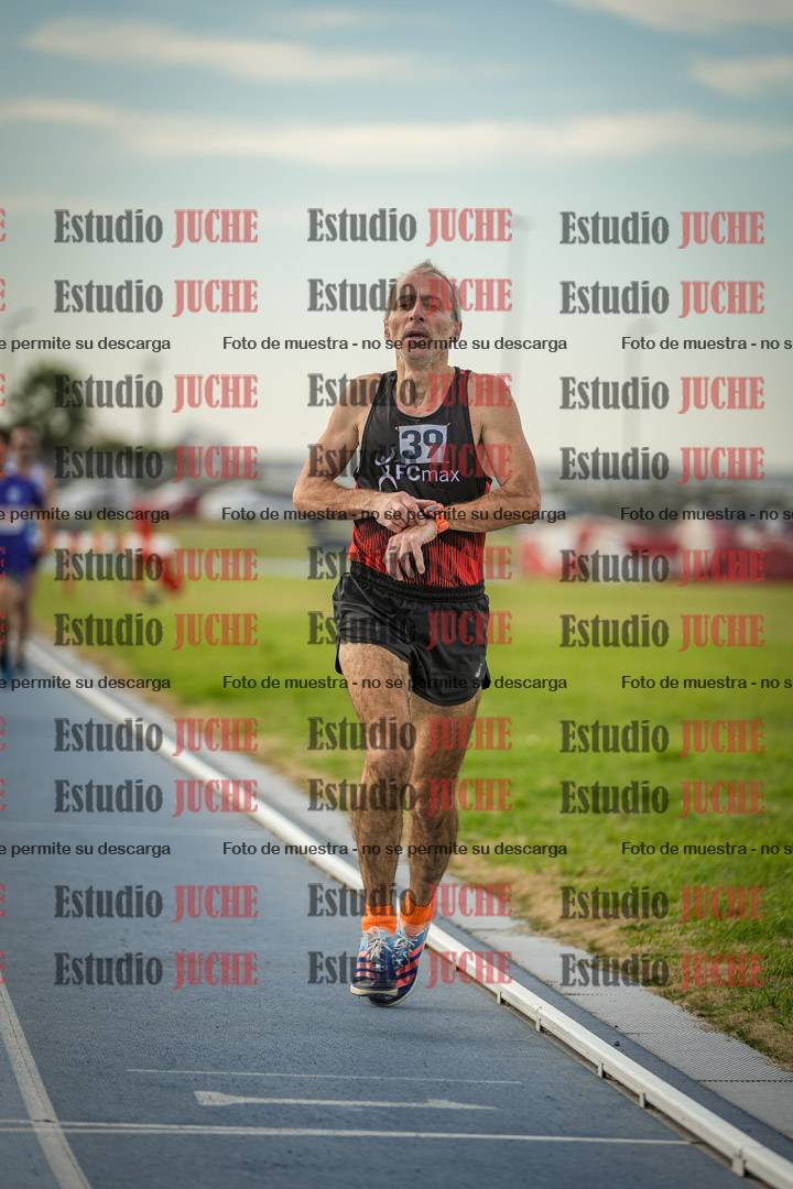 Fotos de los 1500 m llanos de varones