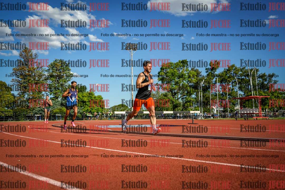 Fotos de los 3000 m llanos de varones