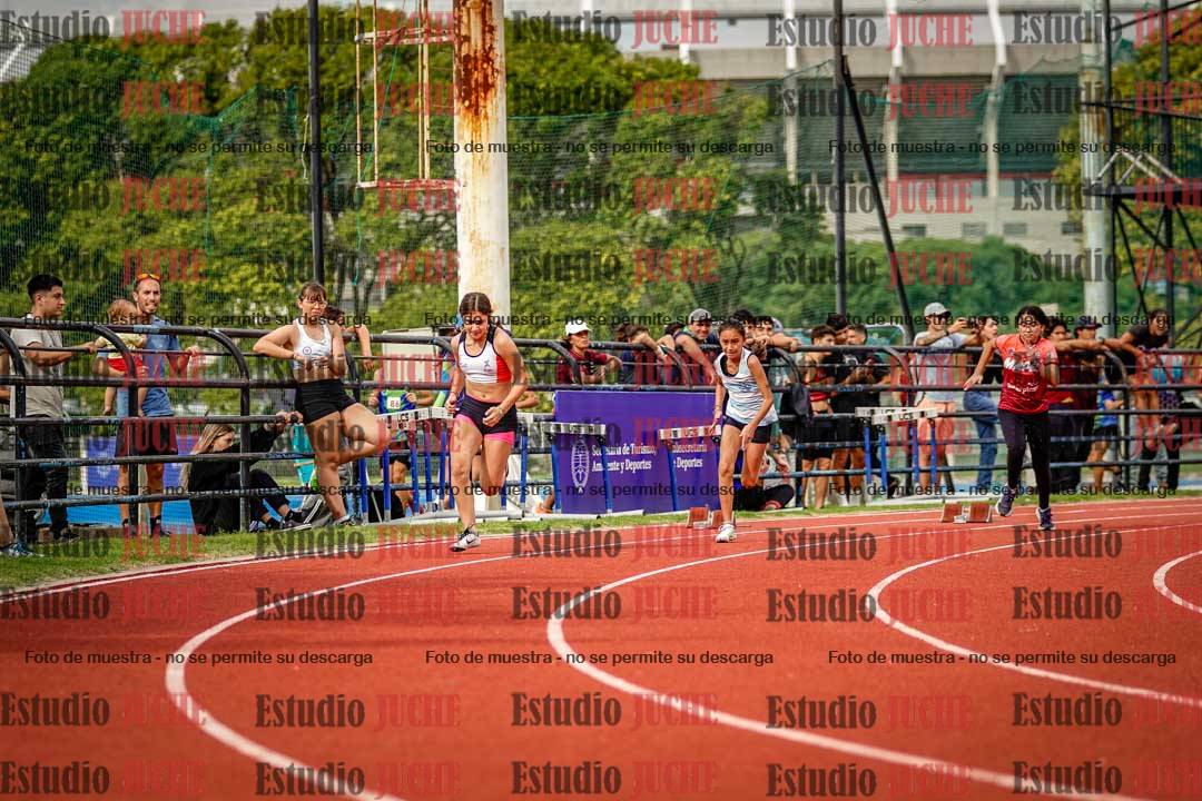 Fotos de los 150 m de mujeres