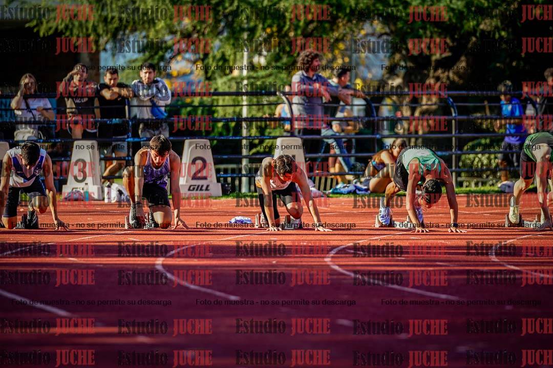 Fotos de los 100 m llanos de varones - FINAL