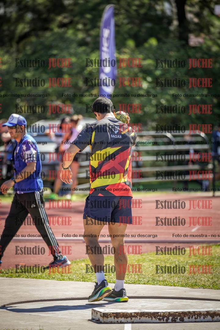 Fotos del lanzamiento de bala de varones