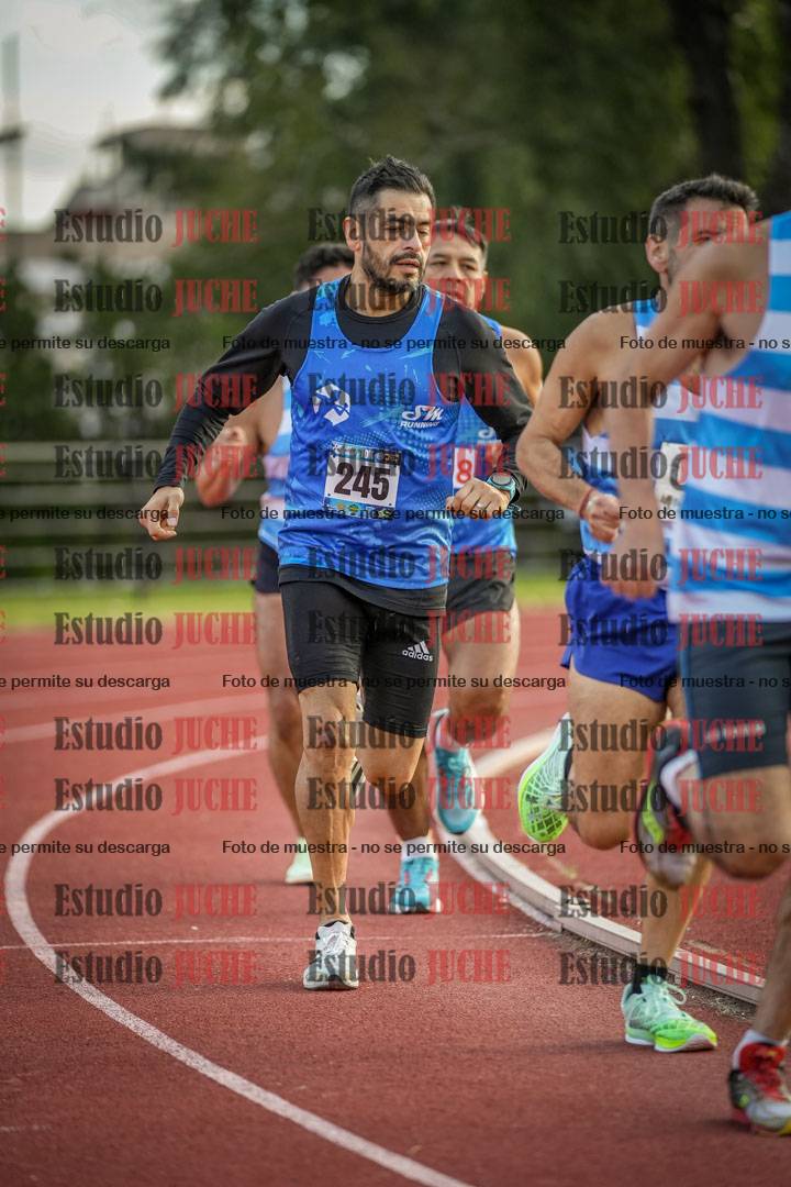 Fotos de los 1500 m llanos de varones