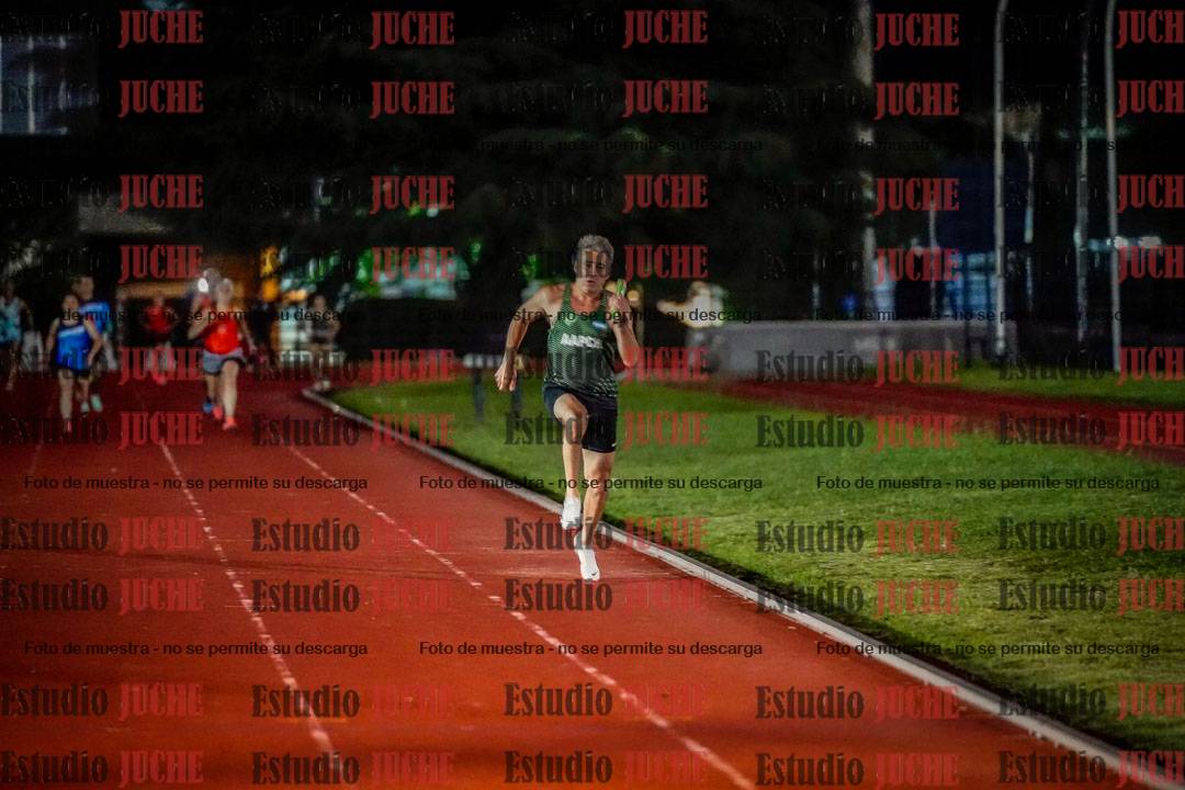 Fotos de las postas 4x100 m mixtas
