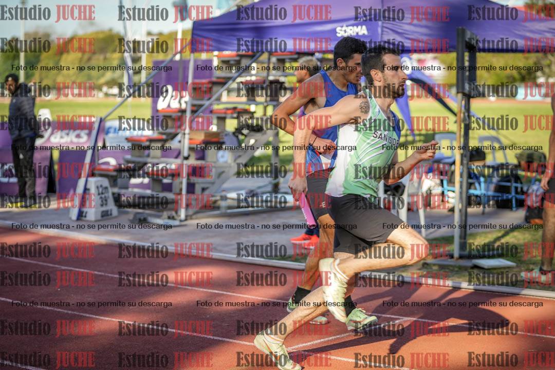 Fotos de las Postas 4x400 m de varones