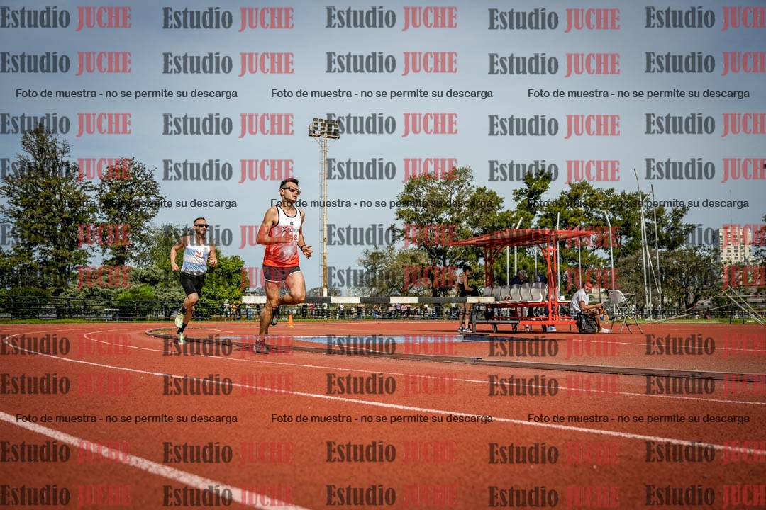 Fotos de los 3000 m llanos de varones