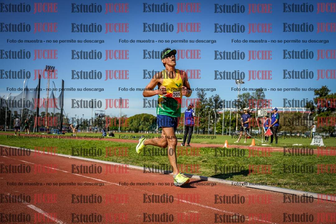 Fotos de los 5000 m llanos de mujeres y varones