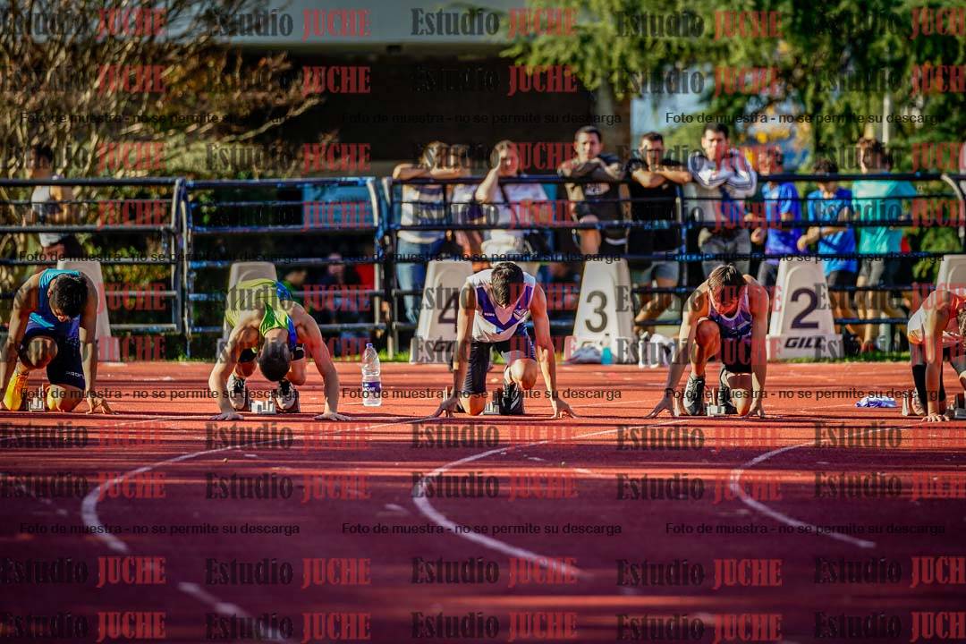Fotos de los 100 m llanos de varones - FINAL