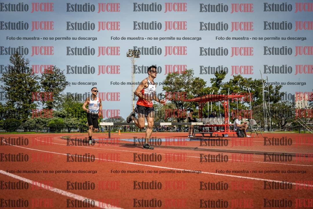 Fotos de los 3000 m llanos de varones