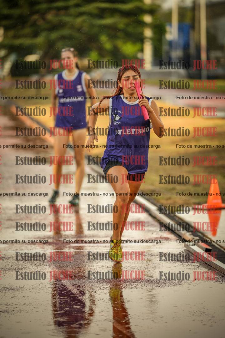 Fotos de las Postas 4x400 m de mujeres