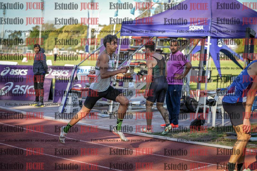 Fotos de las Postas 4x400 m de varones