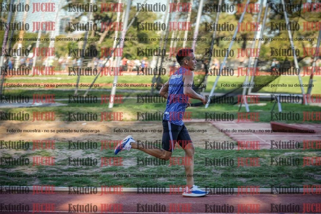 Fotos de los 3000 m llanos de varones