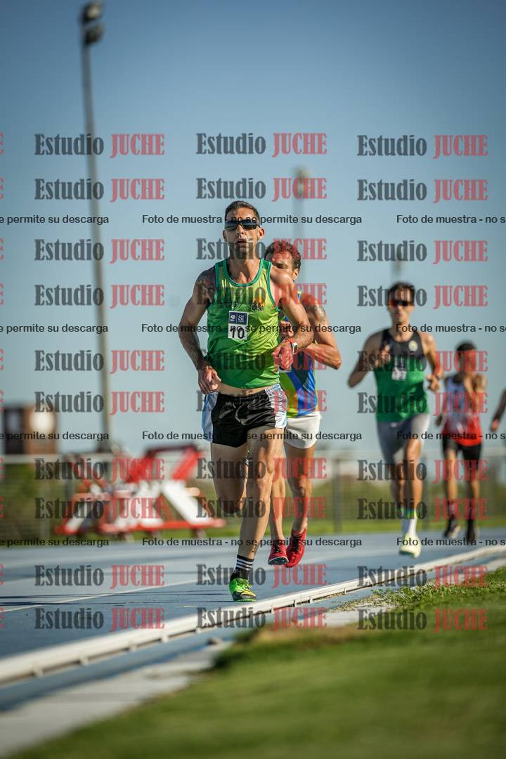 Fotos de los 3000 m llanos de varones