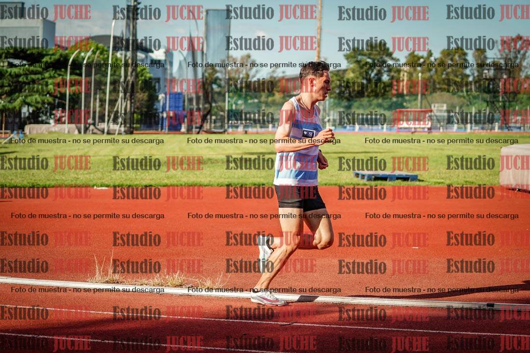 Fotos de los 3000 m llanos de varones