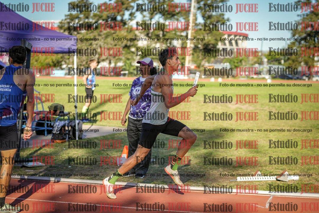 Fotos de las Postas 4x400 m de varones
