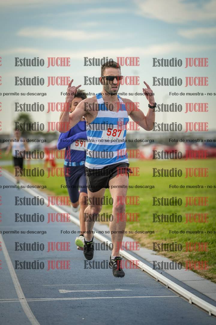 Fotos de los 1500 m llanos de varones