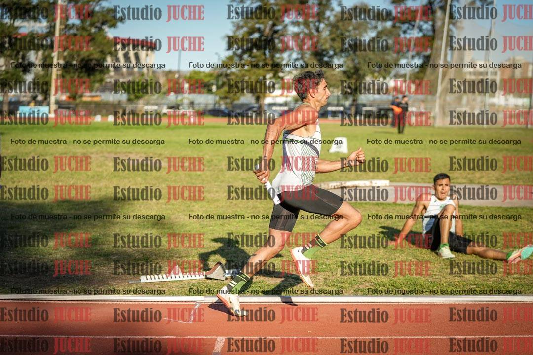 Fotos de las Postas 4x400 m de varones