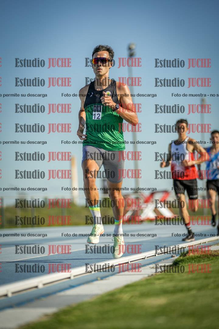 Fotos de los 3000 m llanos de varones