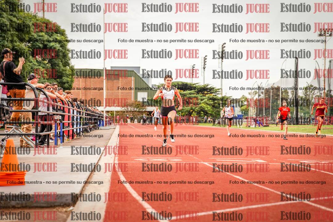 Fotos de los 150 m de mujeres