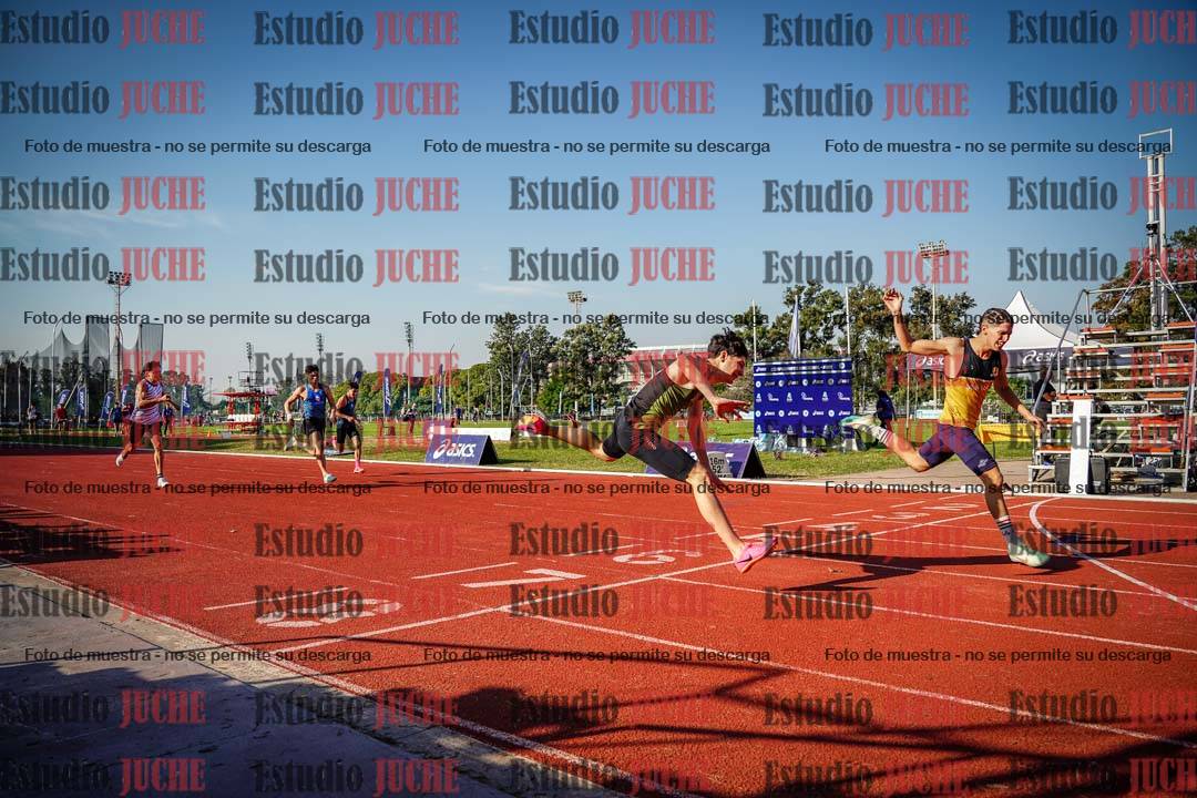 Fotos de los 400 m con vallas de varones