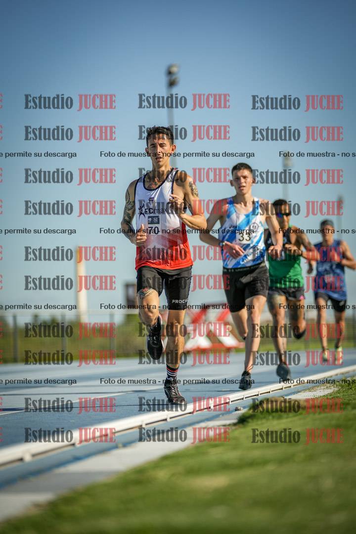 Fotos de los 3000 m llanos de varones