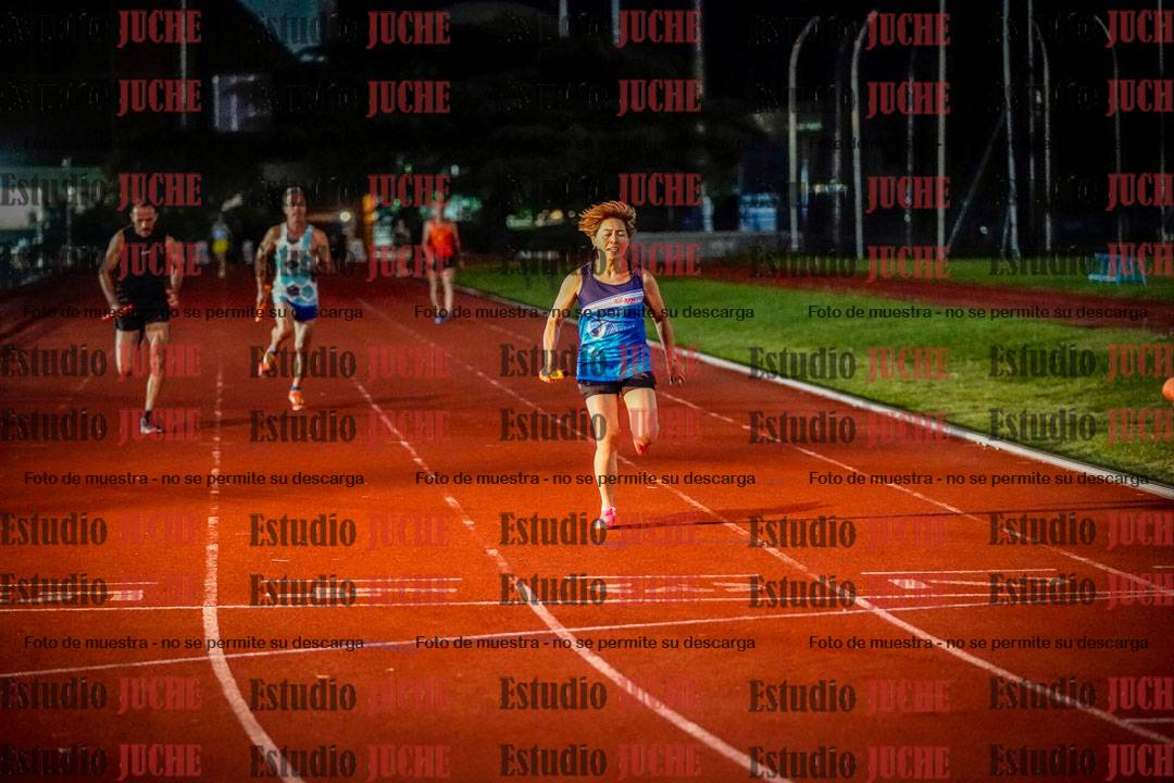 Fotos de las postas 4x100 m mixtas